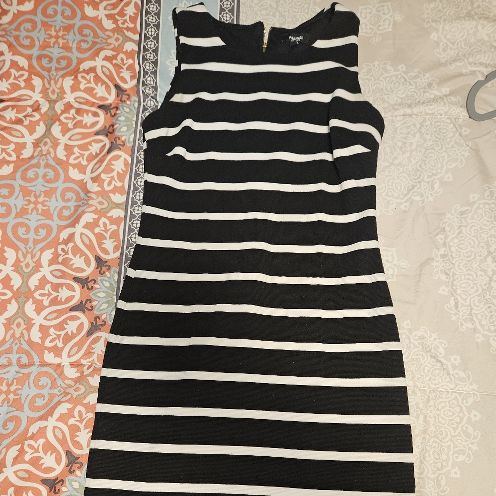 Premise dress